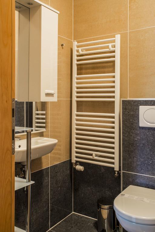 Lakeside Jarun Apartment زغرب الغرفة الصورة